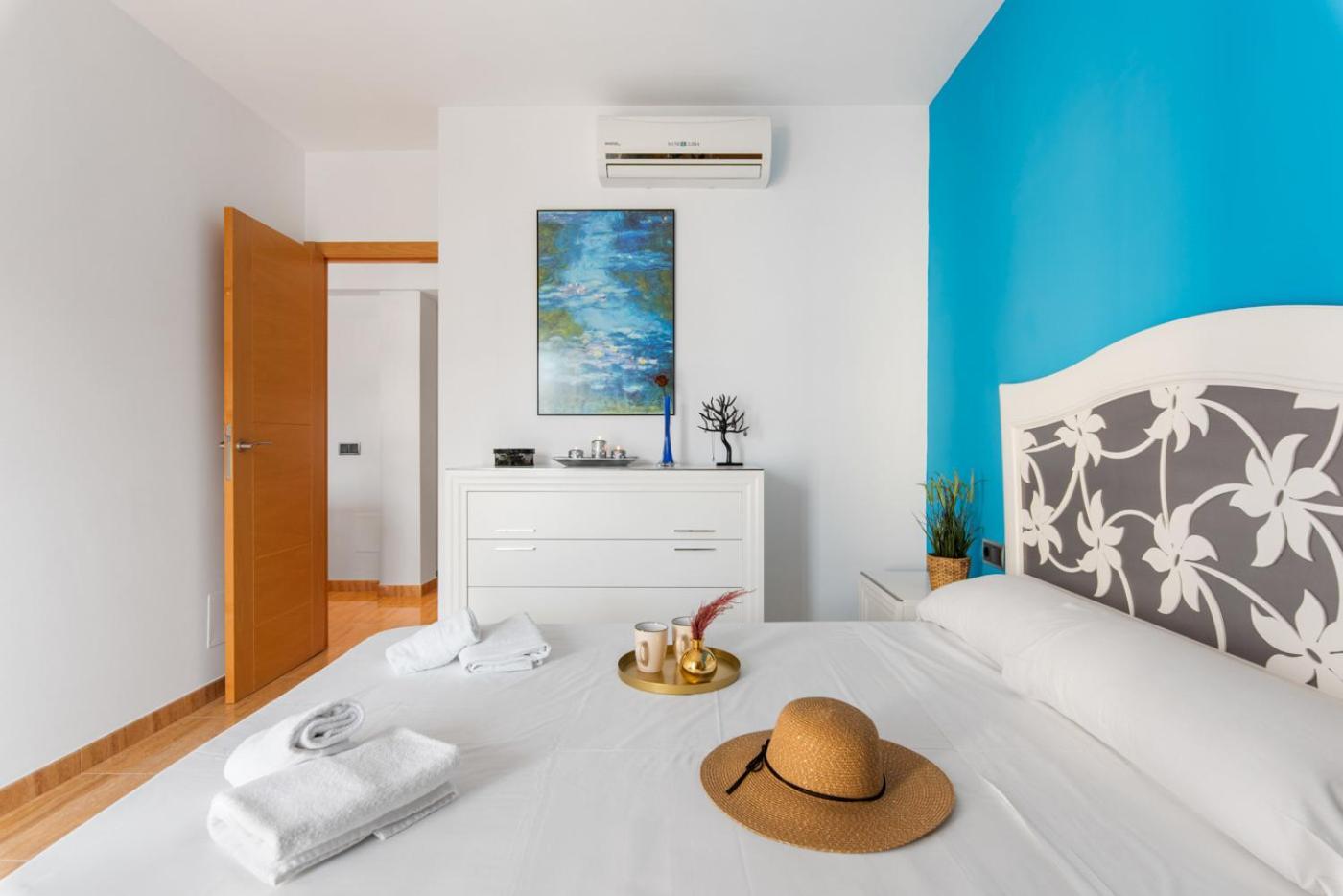 Apartament Pondarosa - Plusholidays กัลเป ภายนอก รูปภาพ