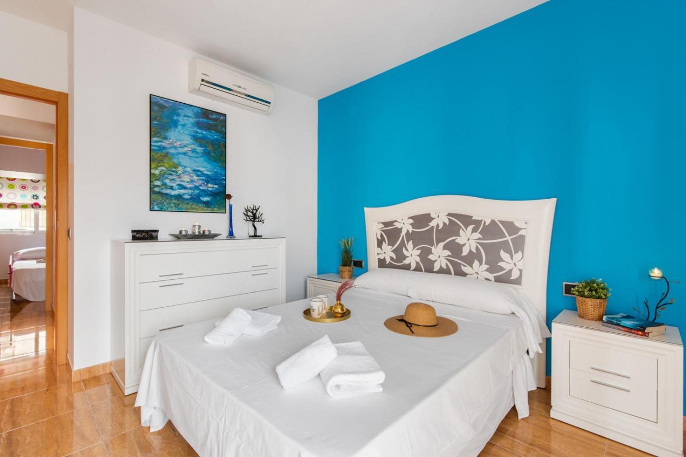 Apartament Pondarosa - Plusholidays กัลเป ภายนอก รูปภาพ