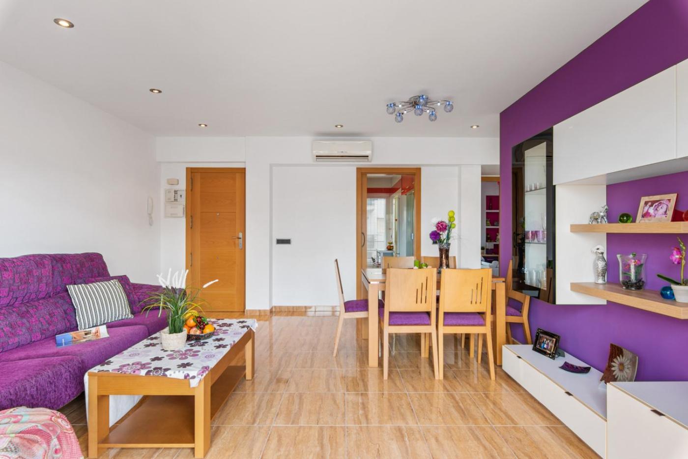 Apartament Pondarosa - Plusholidays กัลเป ภายนอก รูปภาพ